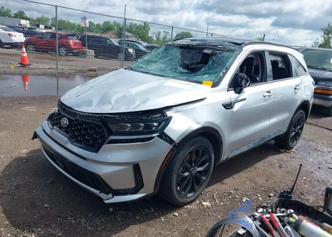 2021 Kia Sorento Sx/Sxp z USA, uszkodzony, nr VIN 5XYRK4LF8MG036124